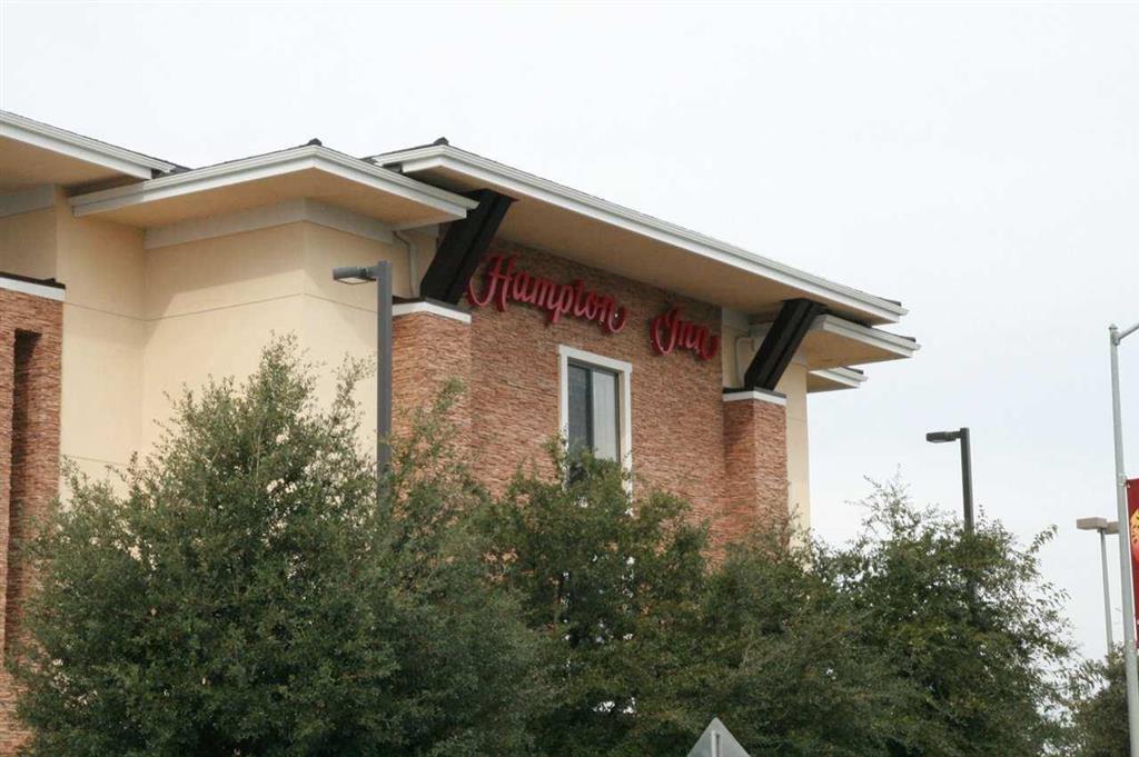 Hampton By Hilton Hotel Brentwood Eksteriør billede