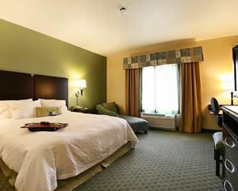 Hampton By Hilton Hotel Brentwood Eksteriør billede